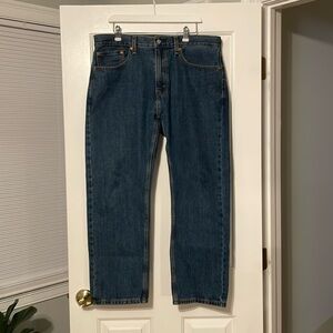 Levi 505 straight cut blue denim jeans. W36L29.